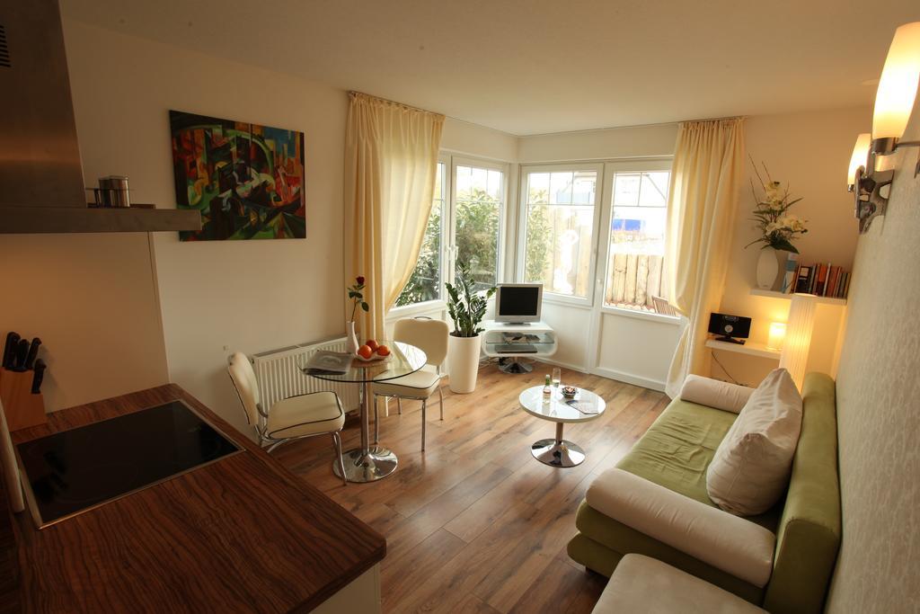 Haus Amo Solem Aparthotel Дирхаген Стая снимка