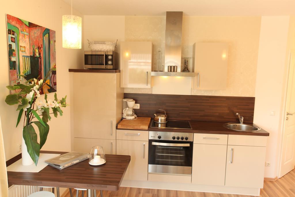 Haus Amo Solem Aparthotel Дирхаген Стая снимка